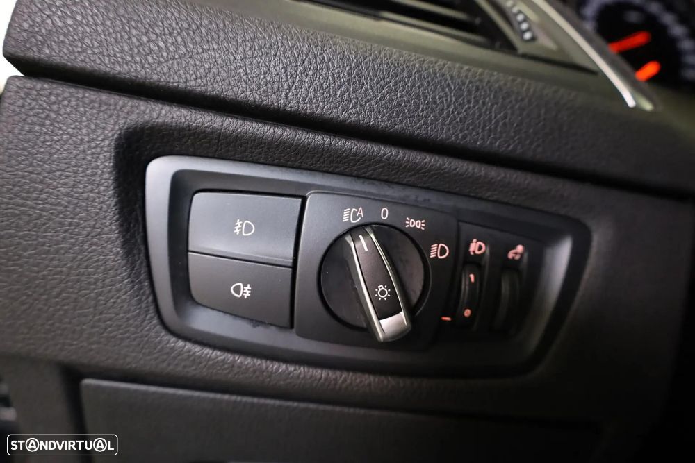 BMW 116 d EDynamics Advantage - 44