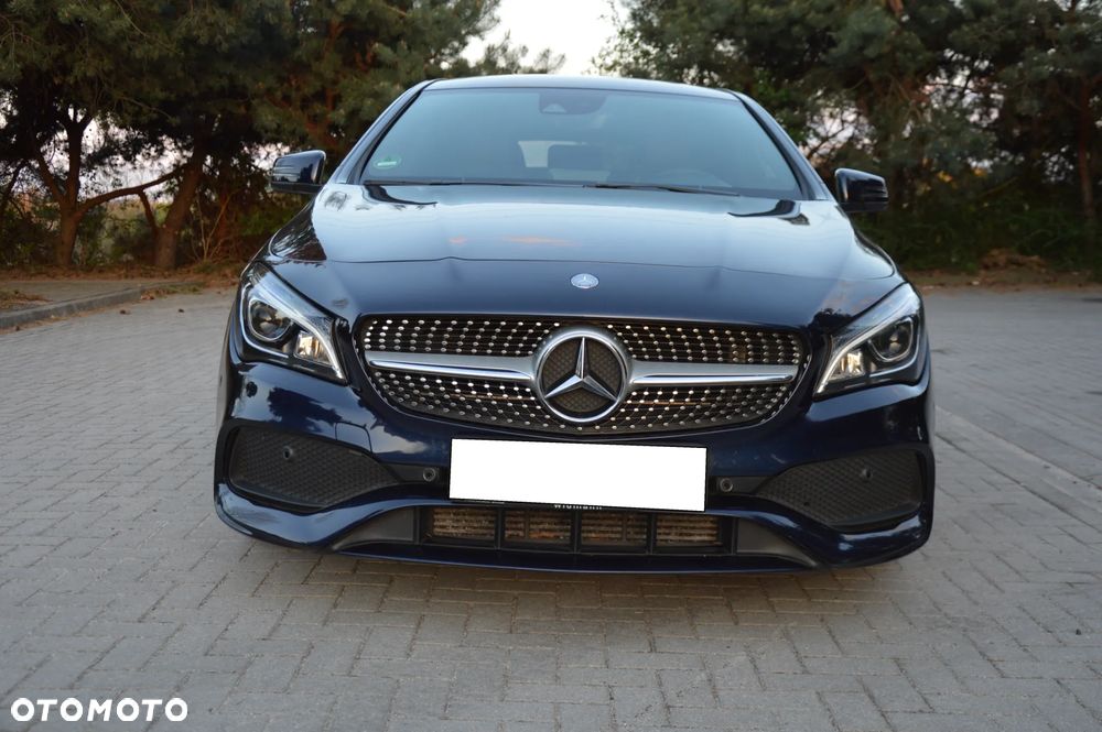 Mercedes-Benz CLA 180 d AMG Line - 1