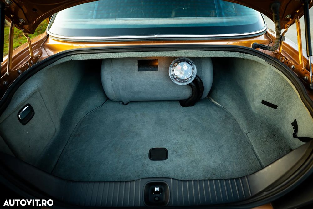 Jaguar XJ XJ8 4.2 V8 Executive Aut - 23