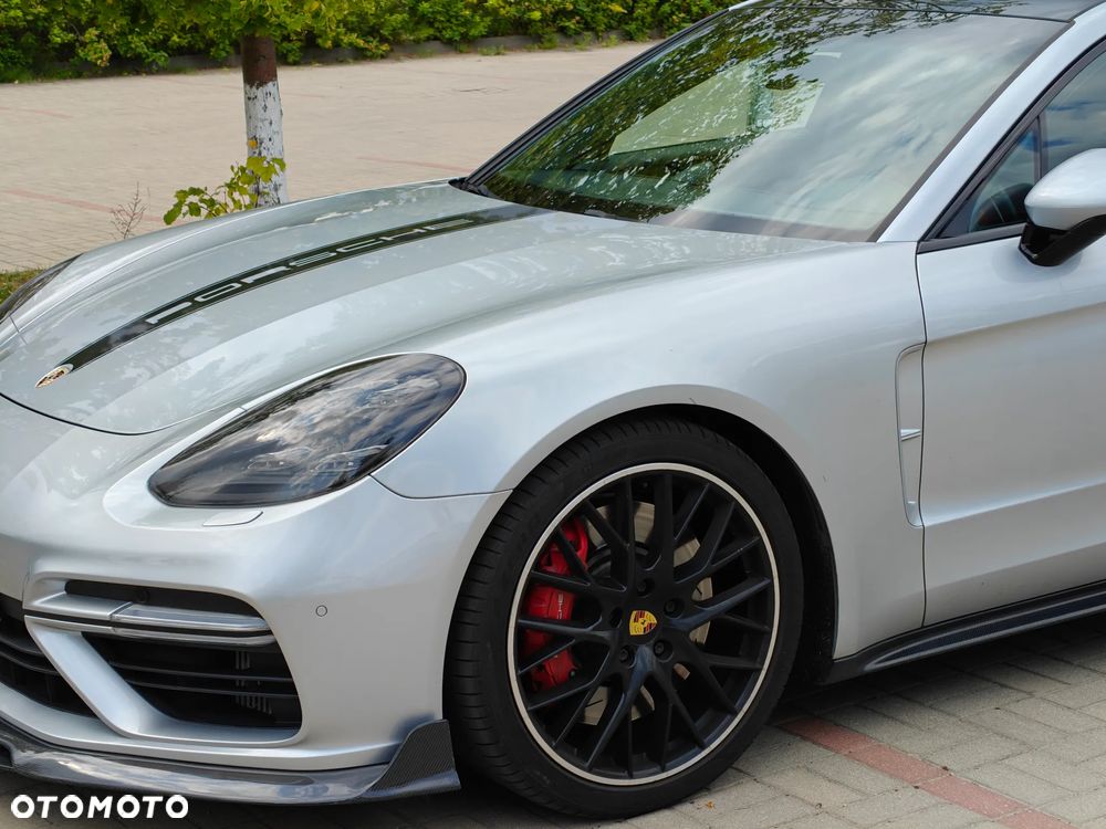 Porsche Panamera - 6