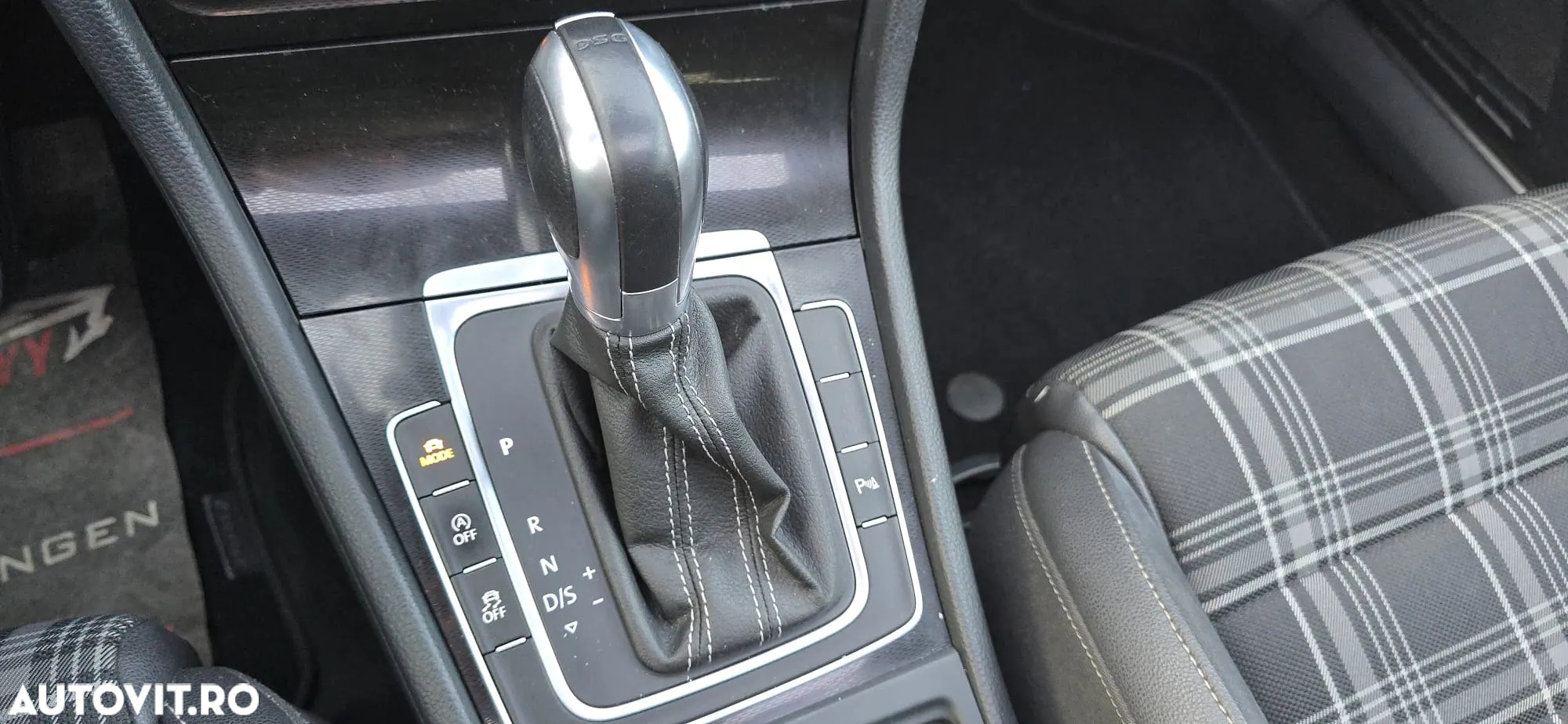 Volkswagen Golf 2.0 TDI DSG GTD - 15