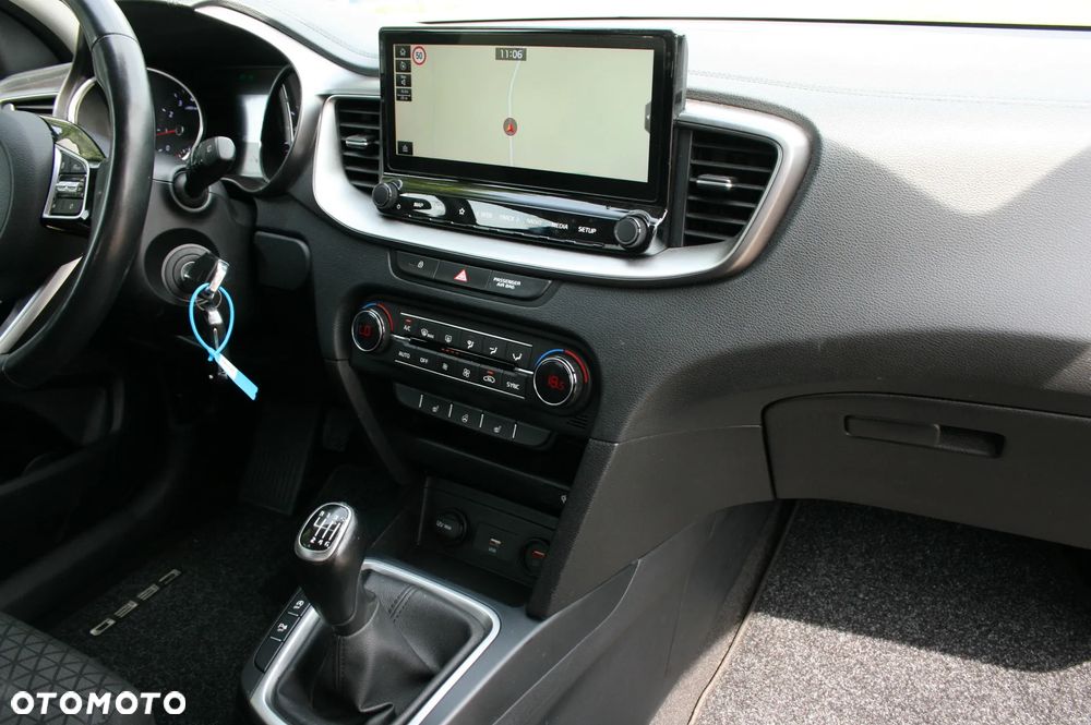 Kia Ceed 1.4 T-GDI L Business Line - 13