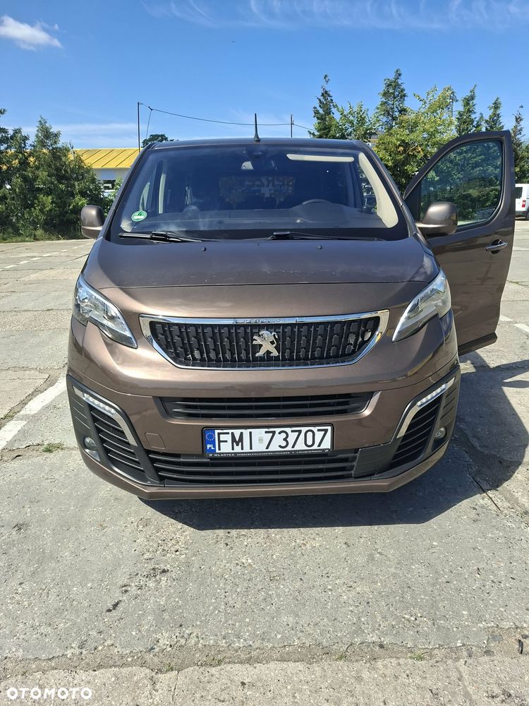 Peugeot Traveller - 6