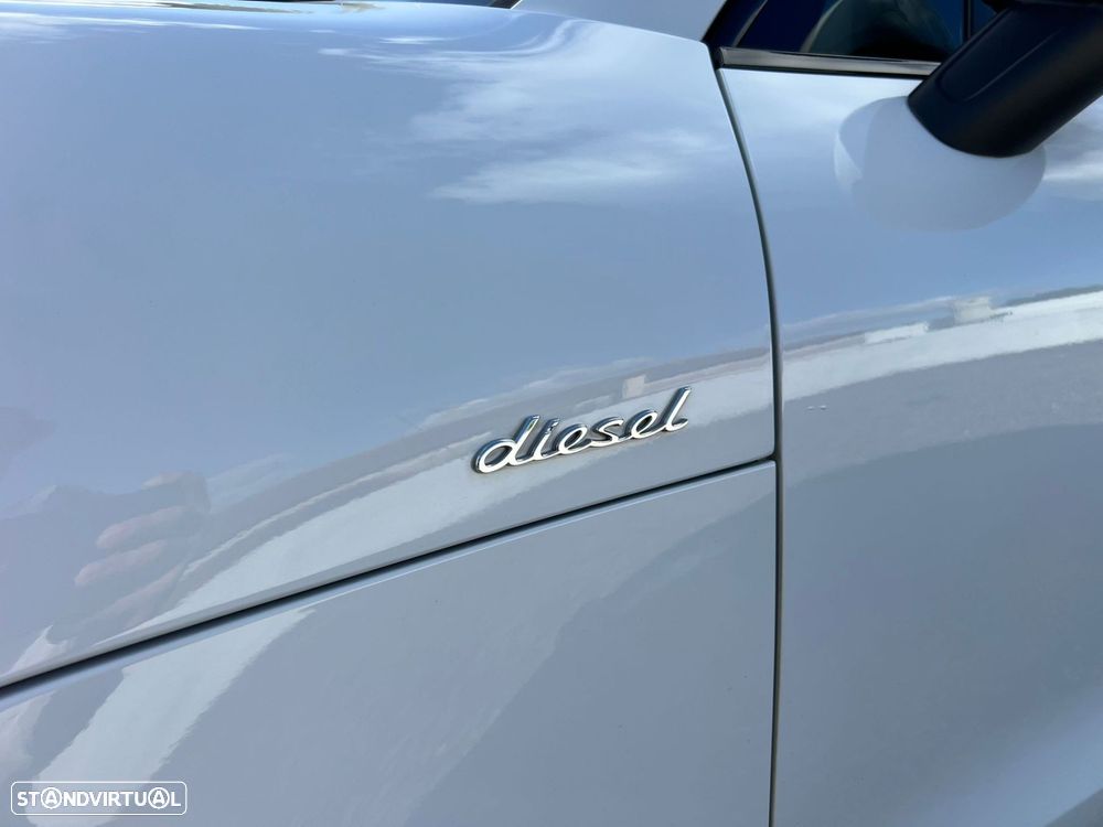 Porsche Macan S - 23