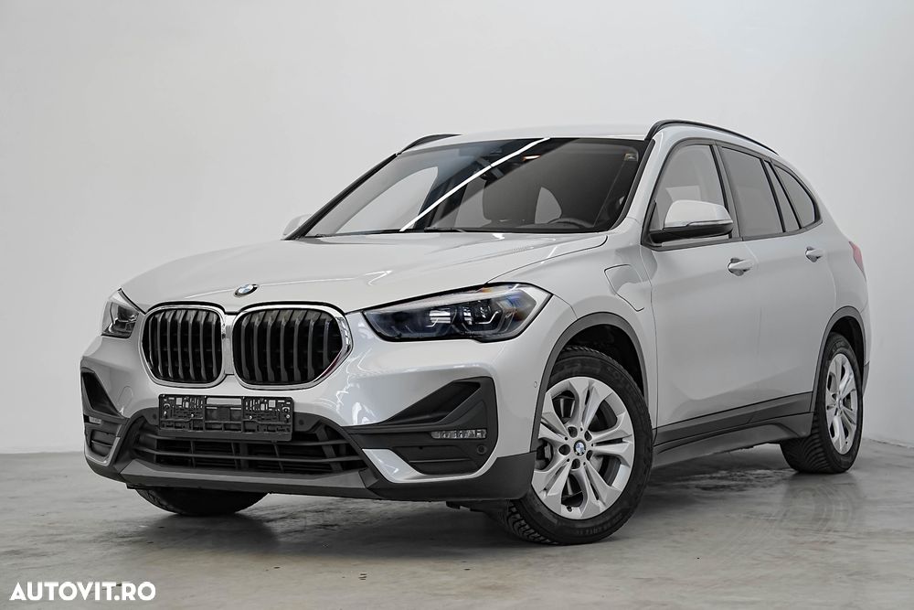 BMW X1 xDrive25e Advantage - 1