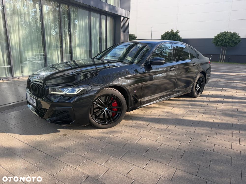 BMW Seria 5 540d xDrive mHEV M Sport sport - 12