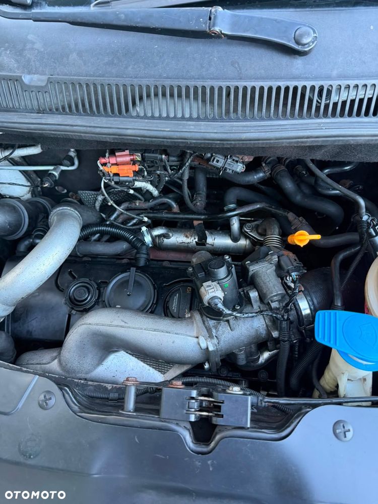 Volkswagen Caravelle L1 - 17
