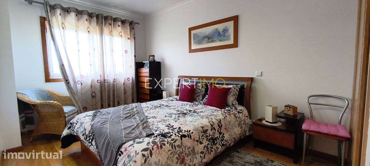 Apartamento T3 Duplex – Zona Habitacional Tranquila em Bragança - Grande imagem: 5/11