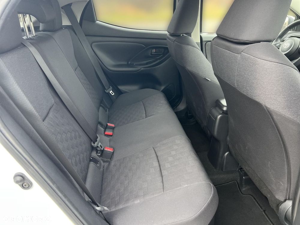 Toyota Yaris Hybrid 1.5 Style - 16