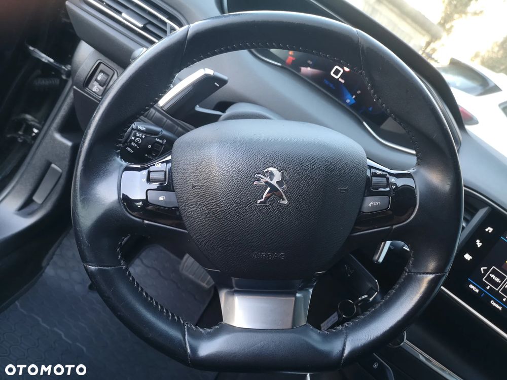 Peugeot 308 1.5 BlueHDi Active S&S EAT6 - 14
