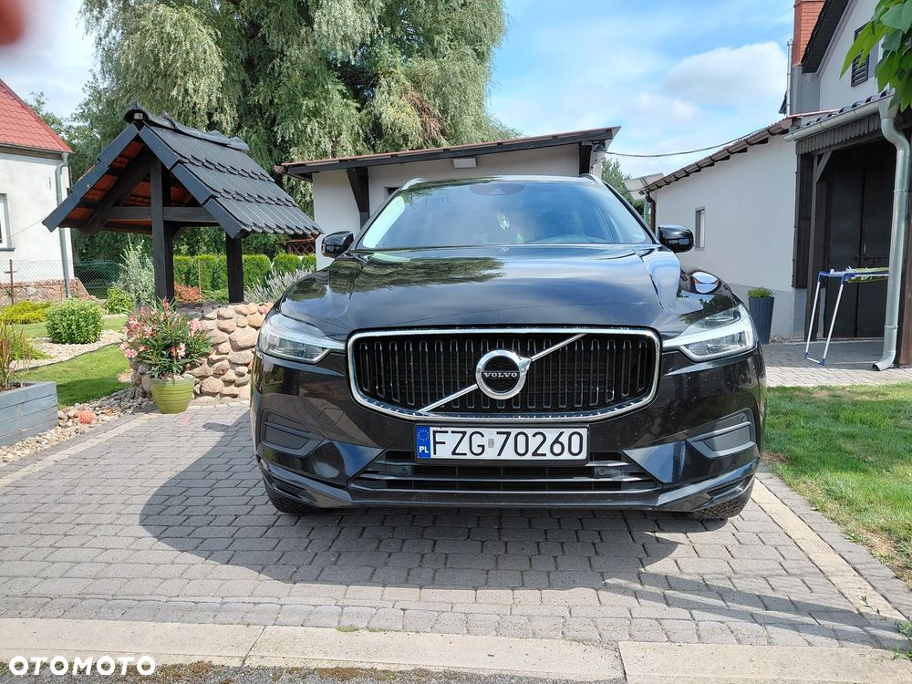 Volvo XC 60 D3 Momentum Pro - 2