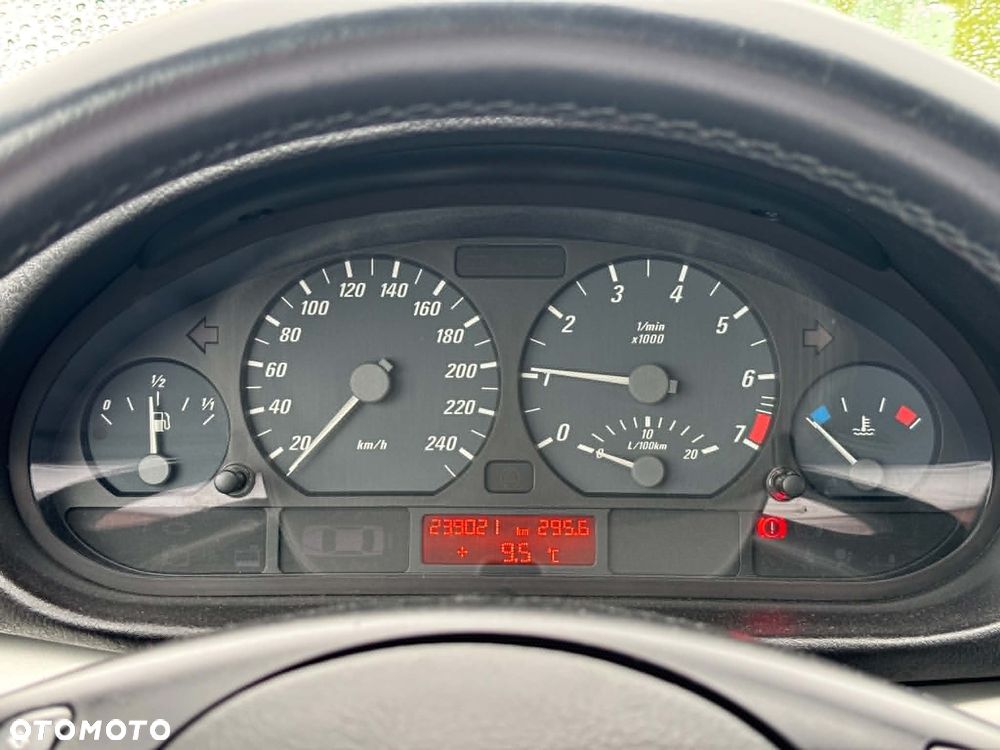 BMW Seria 3 - 7