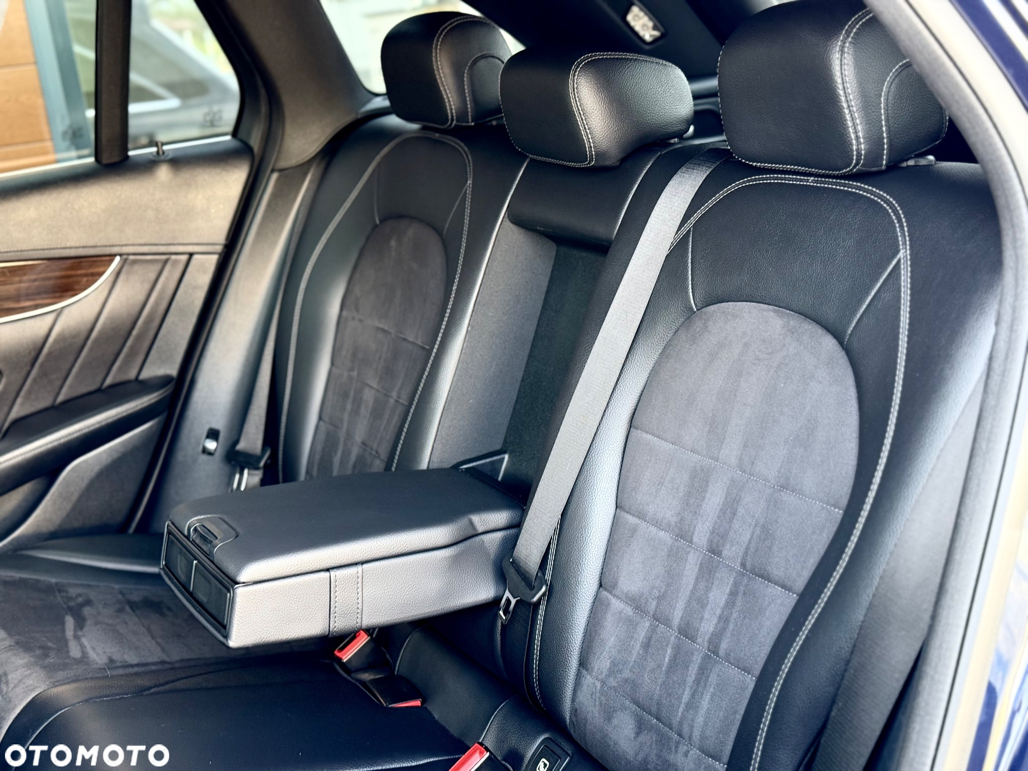 Mercedes-Benz GLC 250 4-Matic - 28