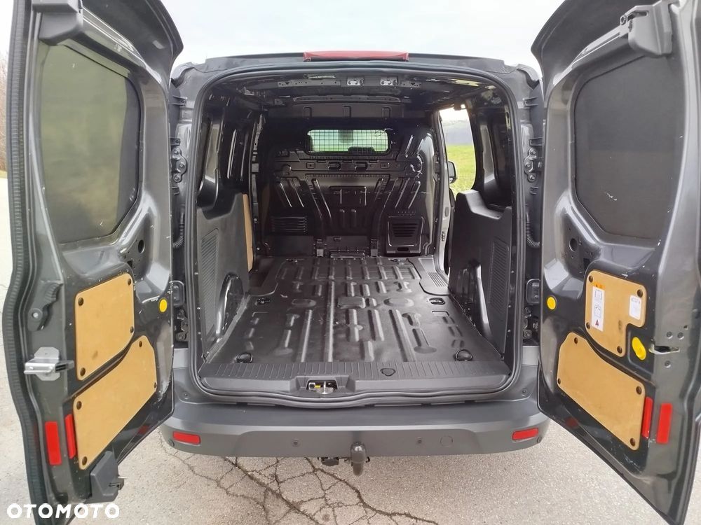 Ford Transit Connect - 12
