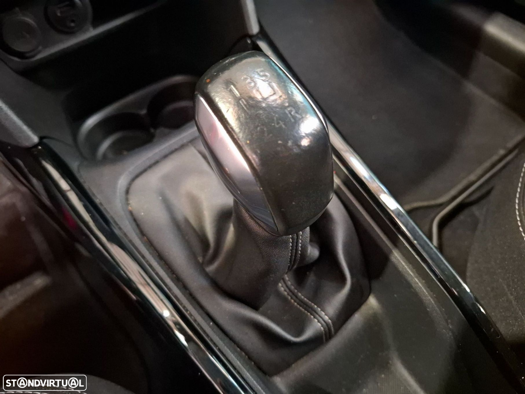 Peugeot 2008 1.6 BlueHDi Allure - 19