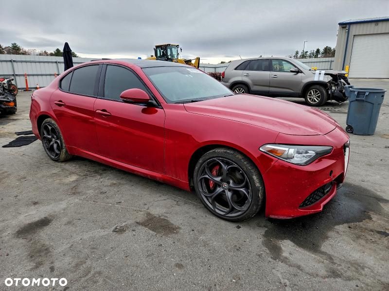 Alfa Romeo Giulia - 2