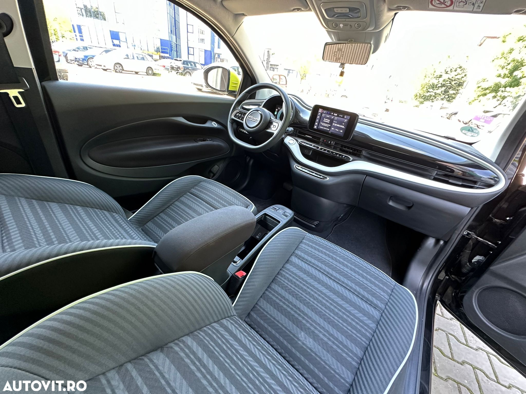 Fiat 500 500e Action - 22