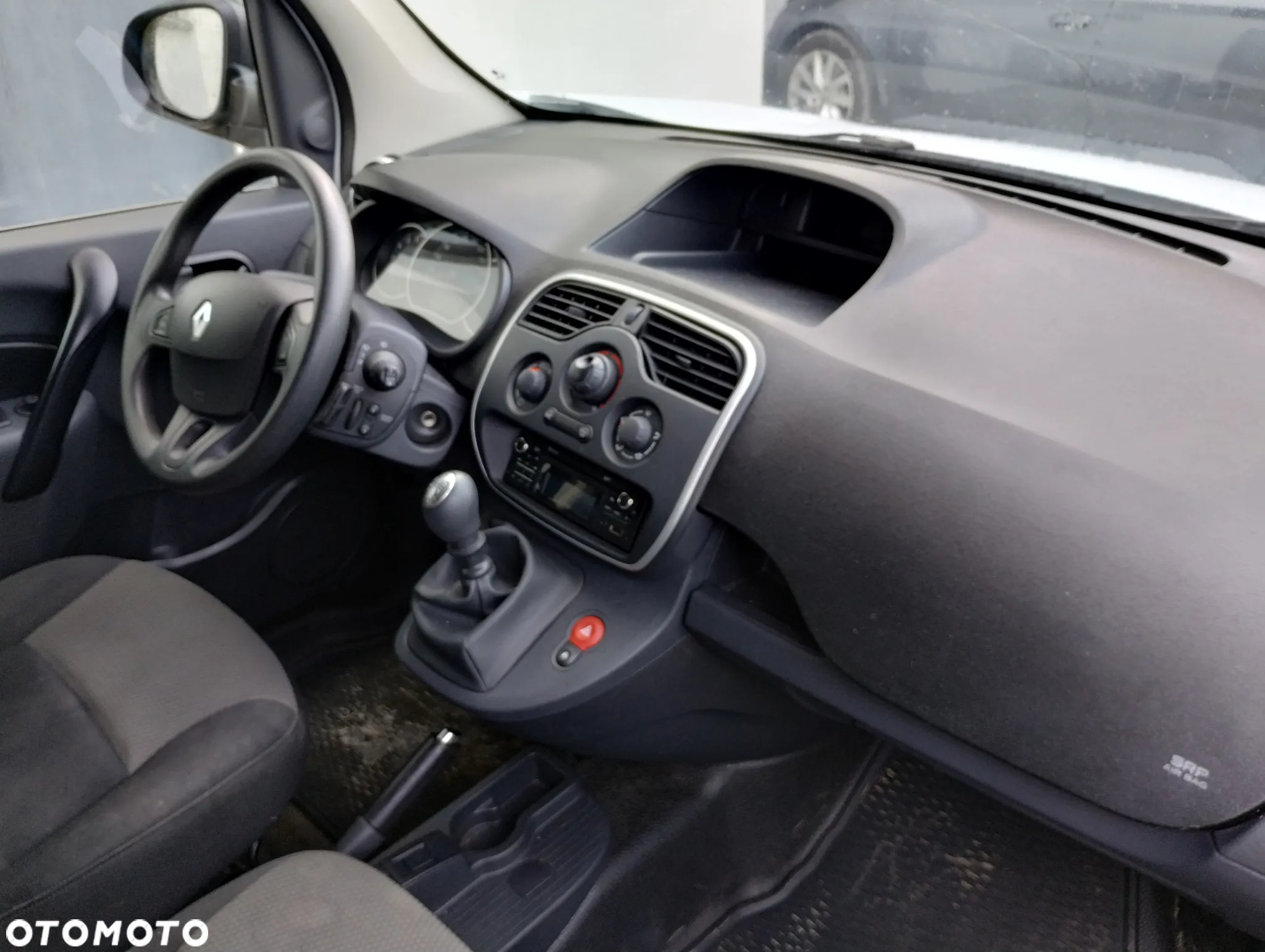 Renault Kangoo - 8