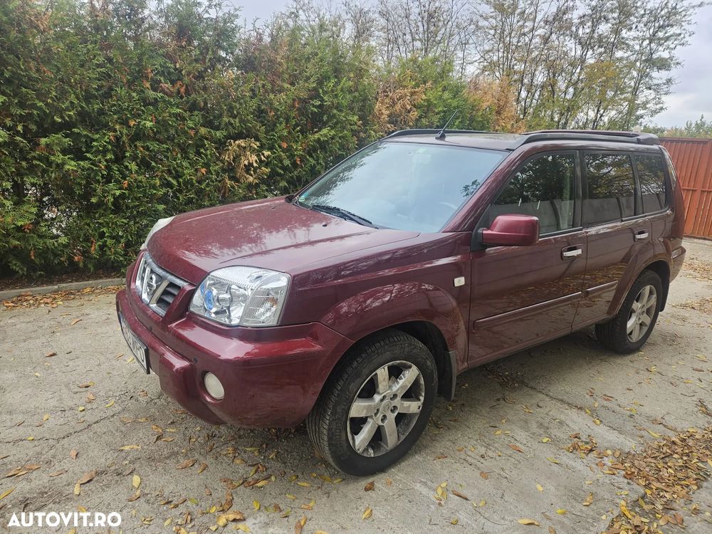 Nissan X-Trail 2.0 Elegance Aut - 2