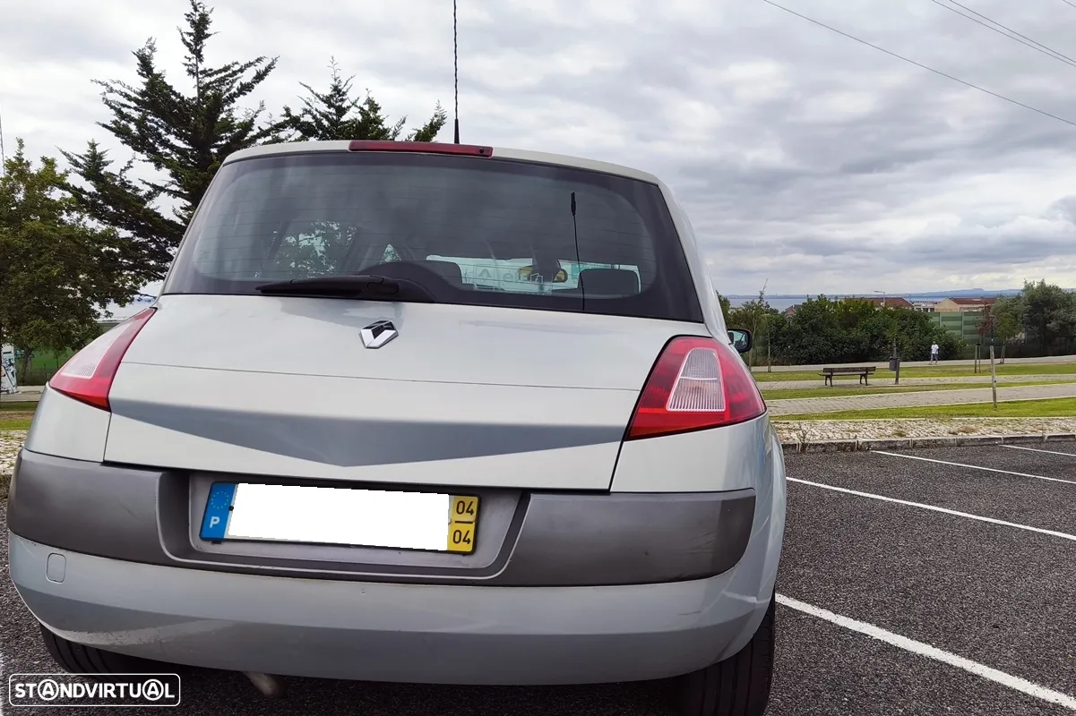 Renault Mégane 1.5 dCi Confort - 17