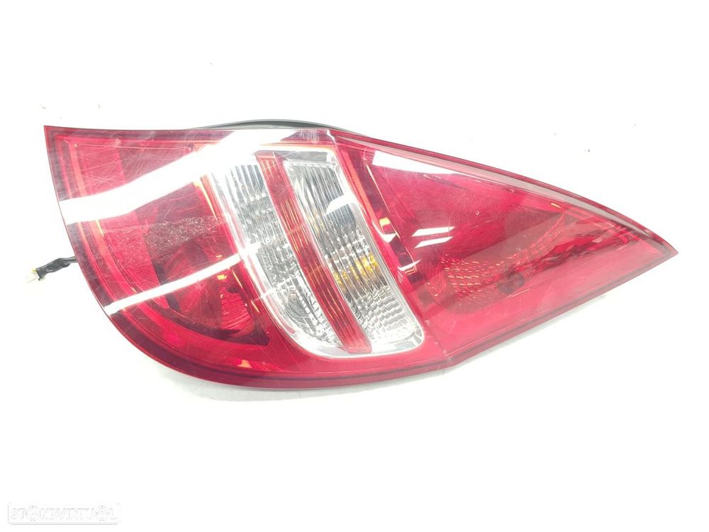 FAROLIM TRASEIRO DIREITO HYUNDAI I30 FD - 1