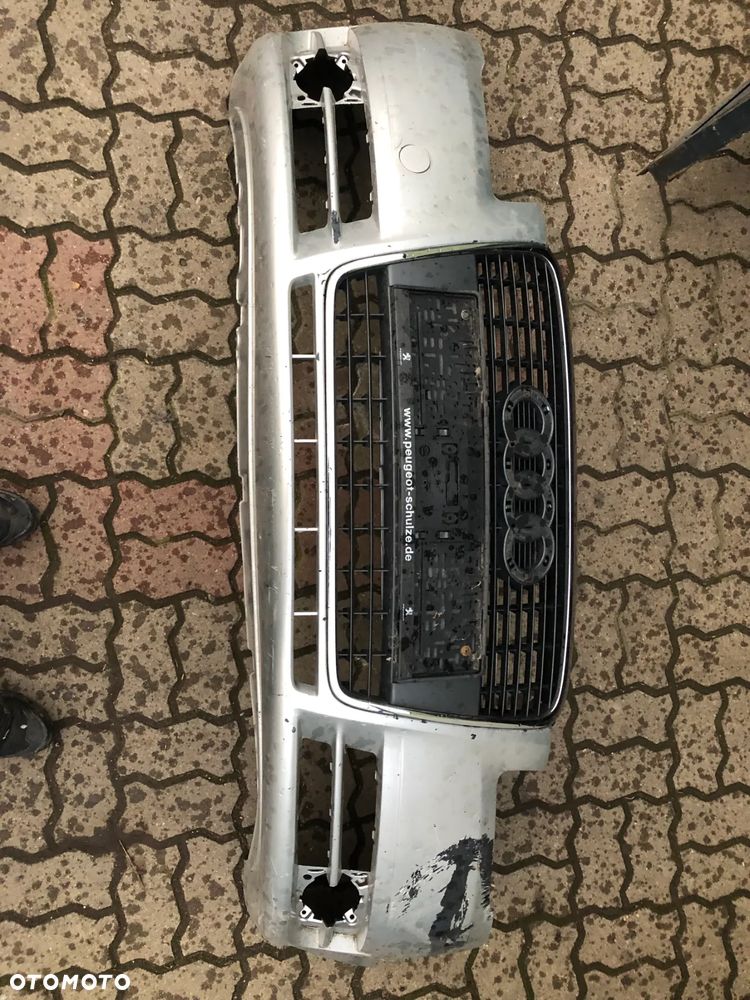 AUDI B6 ZDERZK  PRZÓD GRILL - 1