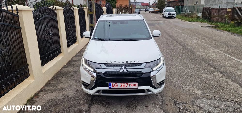 Mitsubishi Outlander 2.4 4WD Plug-In Hybrid Diamant+ - 34