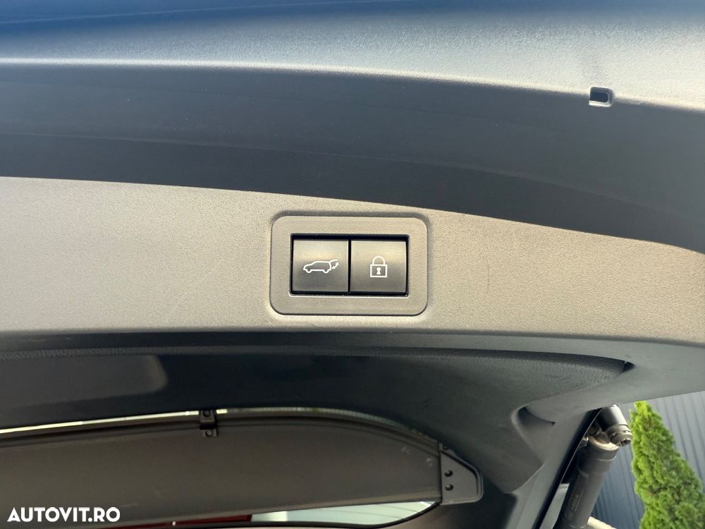 Toyota Corolla 2.0 HSD TS Exclusive Plus - 24