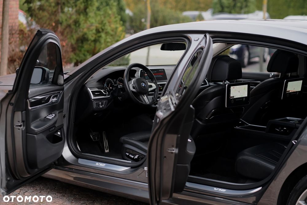 BMW Seria 7 M760Li xDrive V12 Excellence - 18