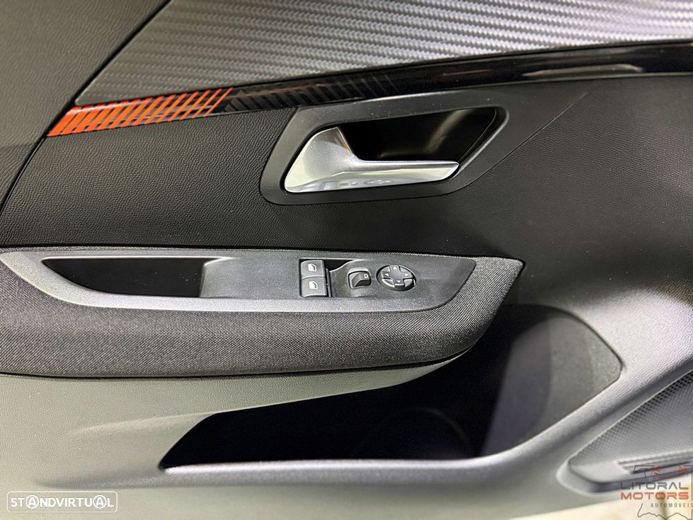 Peugeot 208 1.2 PureTech Active - 17