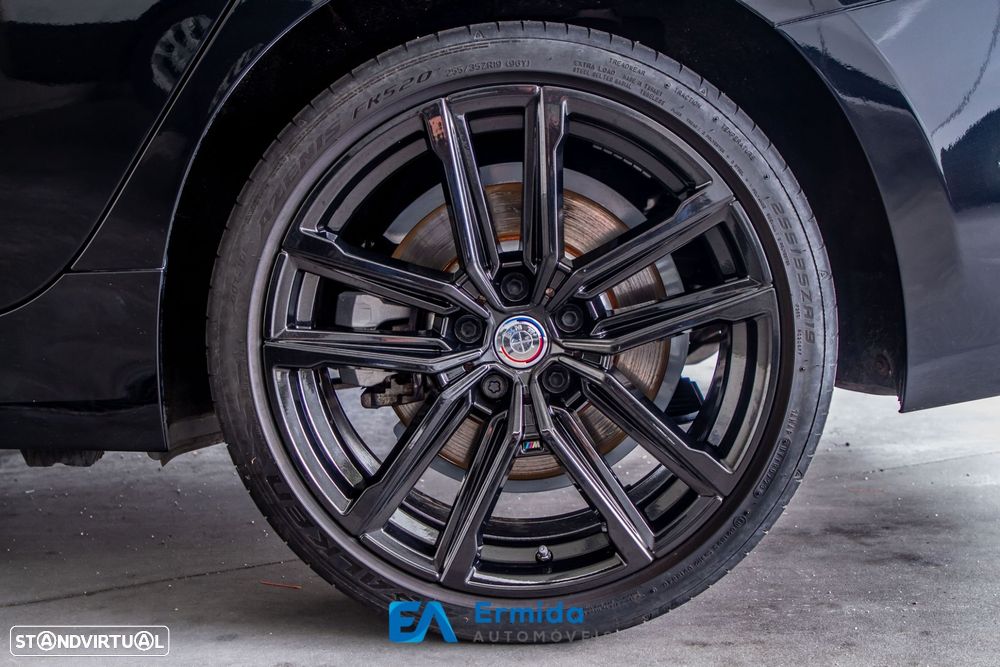 BMW 330 e Auto - 19