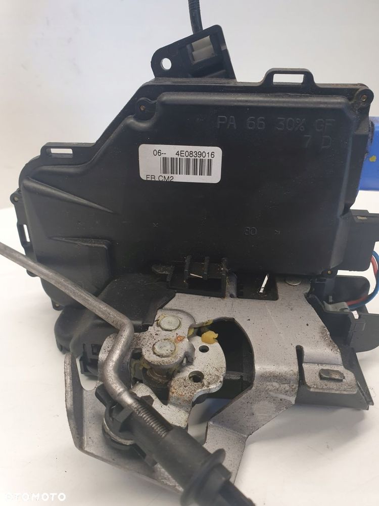 ZAMEK DRZWI PRAWY TYŁ AUDI A8 D3 4E0839016 7 PIN - 2