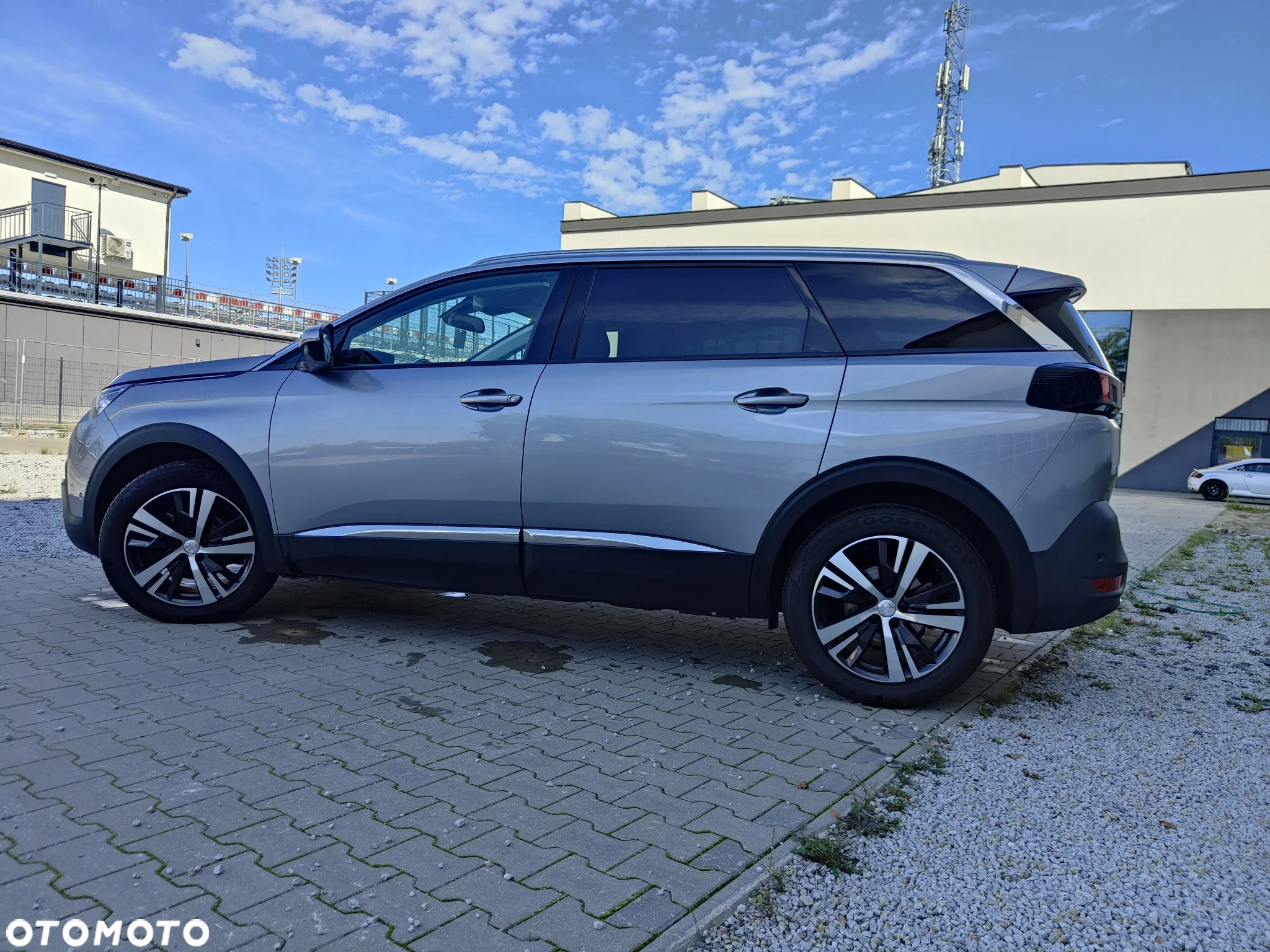 Peugeot 5008 1.5 BlueHDi Active Pack S&S EAT8 - 3