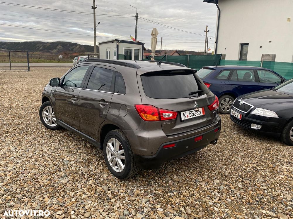 Mitsubishi ASX 1.8 DI-D 2WD Intro Edition - 9
