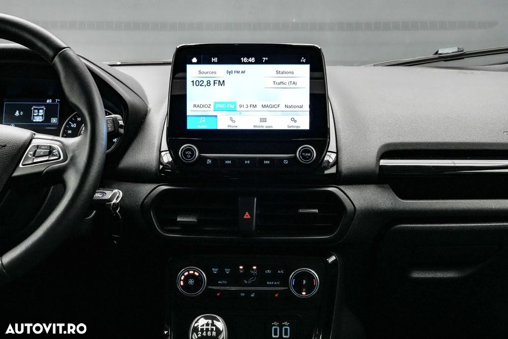 Ford EcoSport 1.0 EcoBoost Titanium - 17