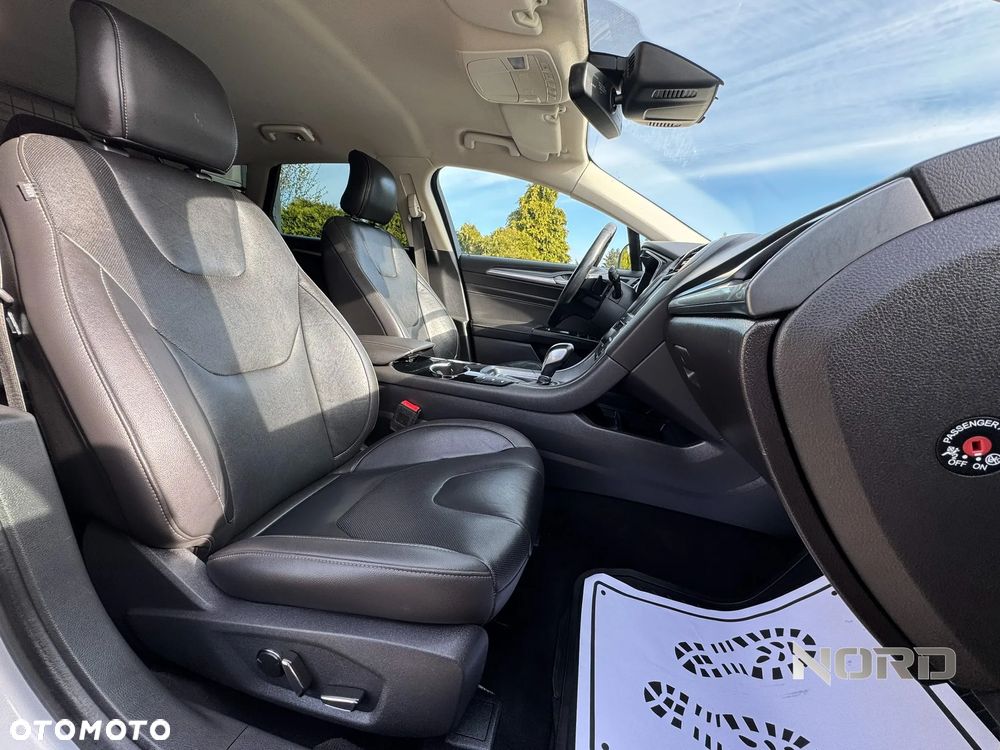 Ford Mondeo 2.0 TDCi STart-Stopp PowerShift-Aut Titanium - 17