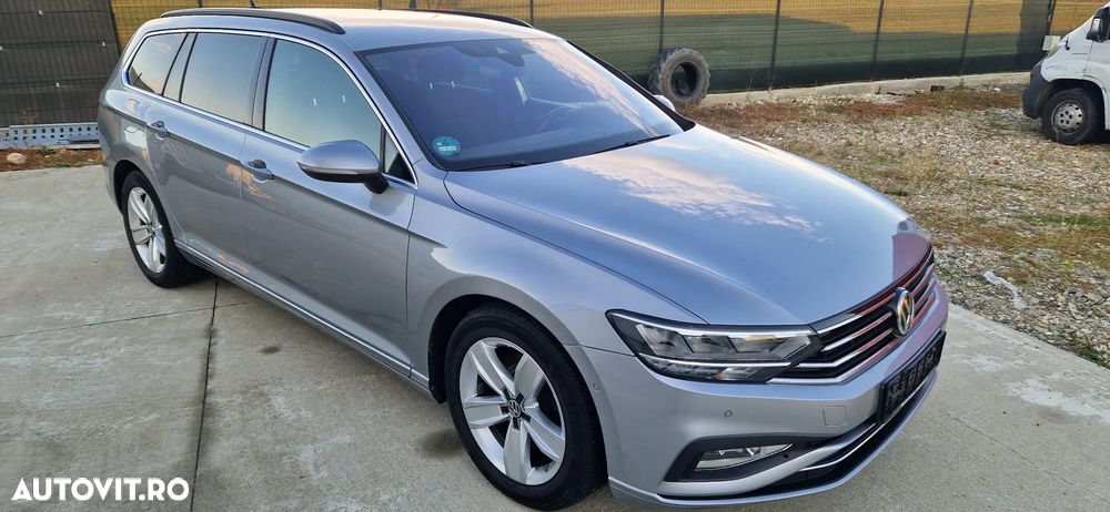 Volkswagen Passat - 4