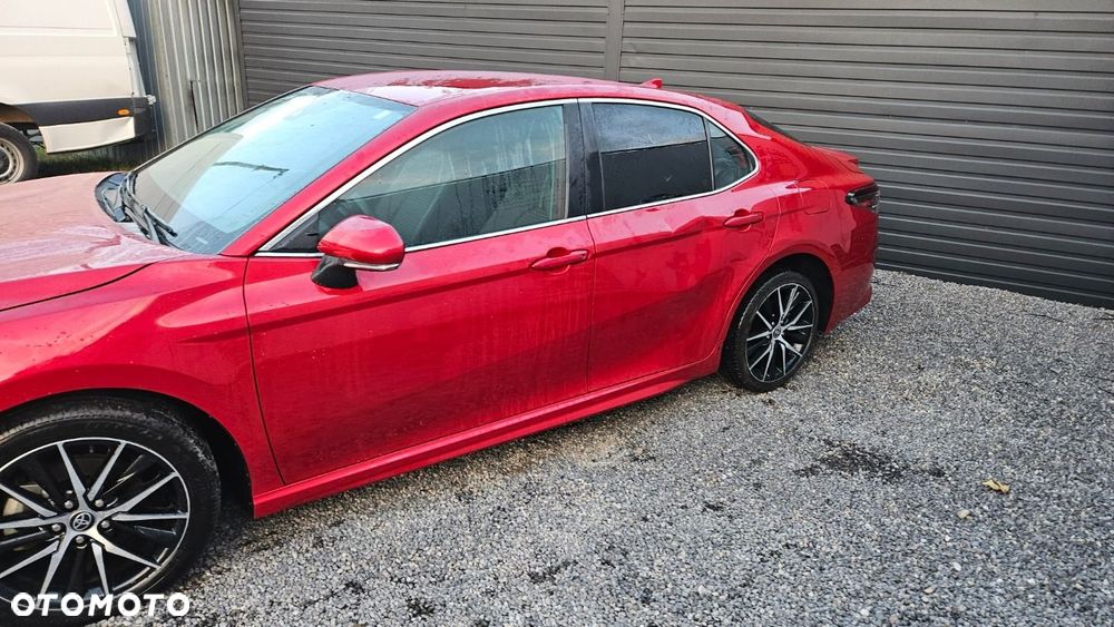 Toyota Camry 2023 photo 3