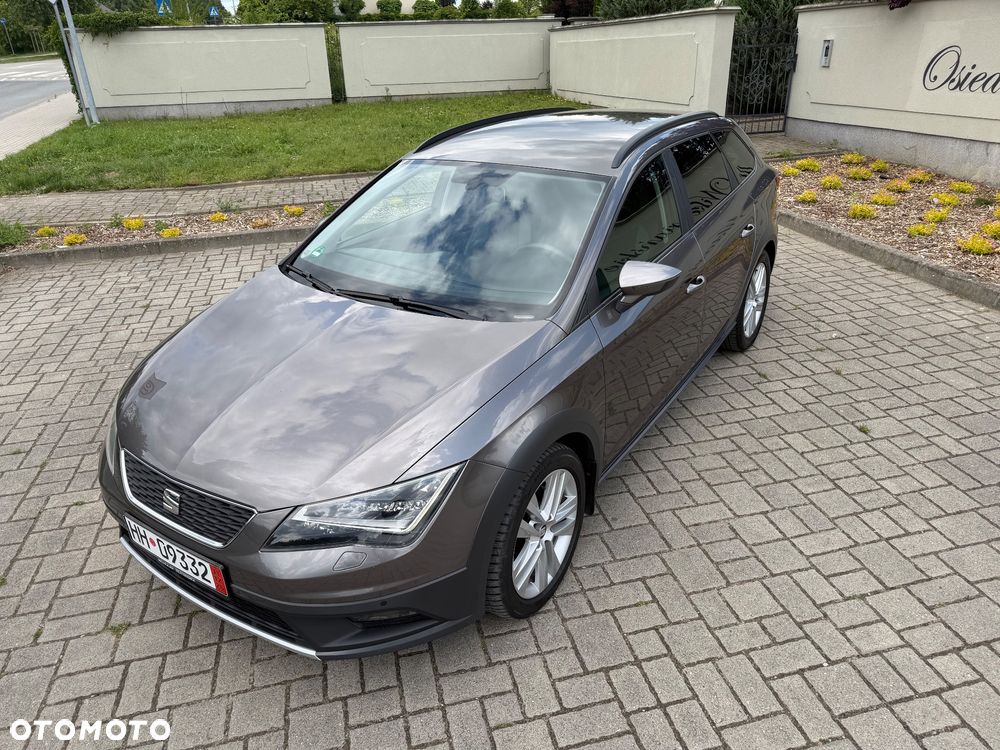 Seat Leon Sportstourer 1.6 TDI Start&Stop X-Perience - 19