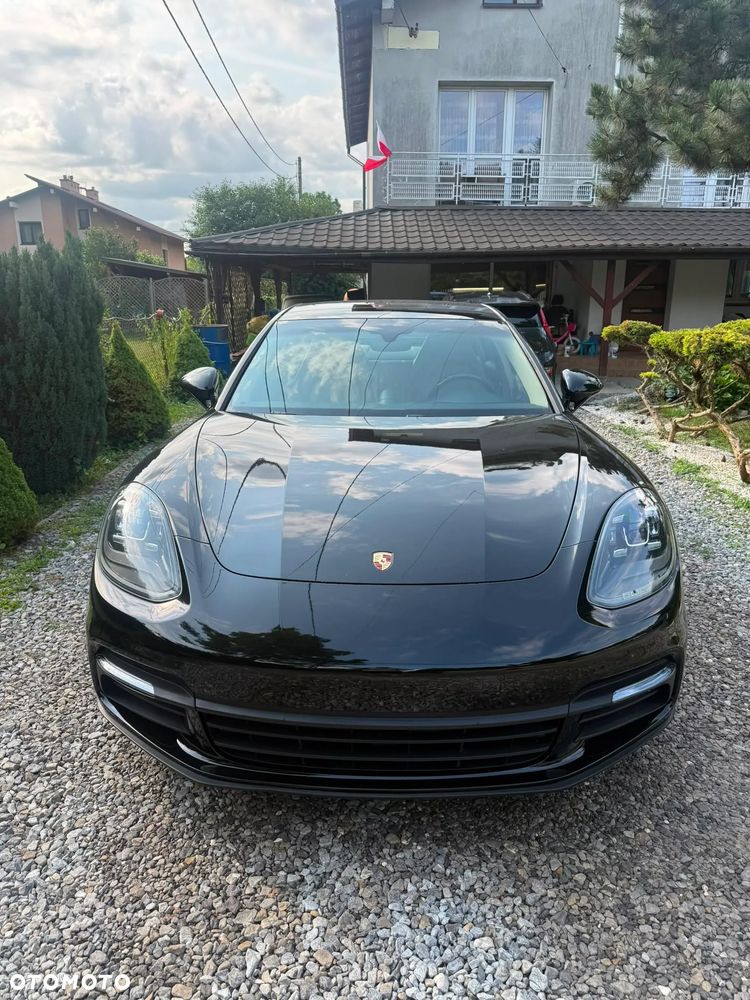 Porsche Panamera - 2