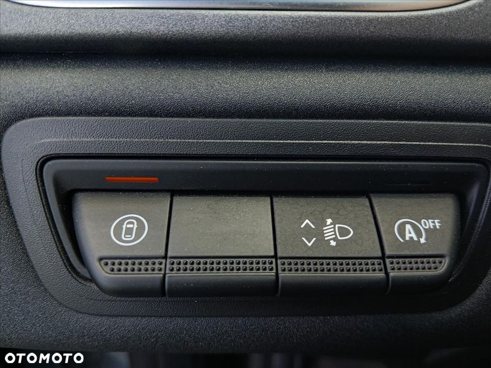 Renault Captur - 19