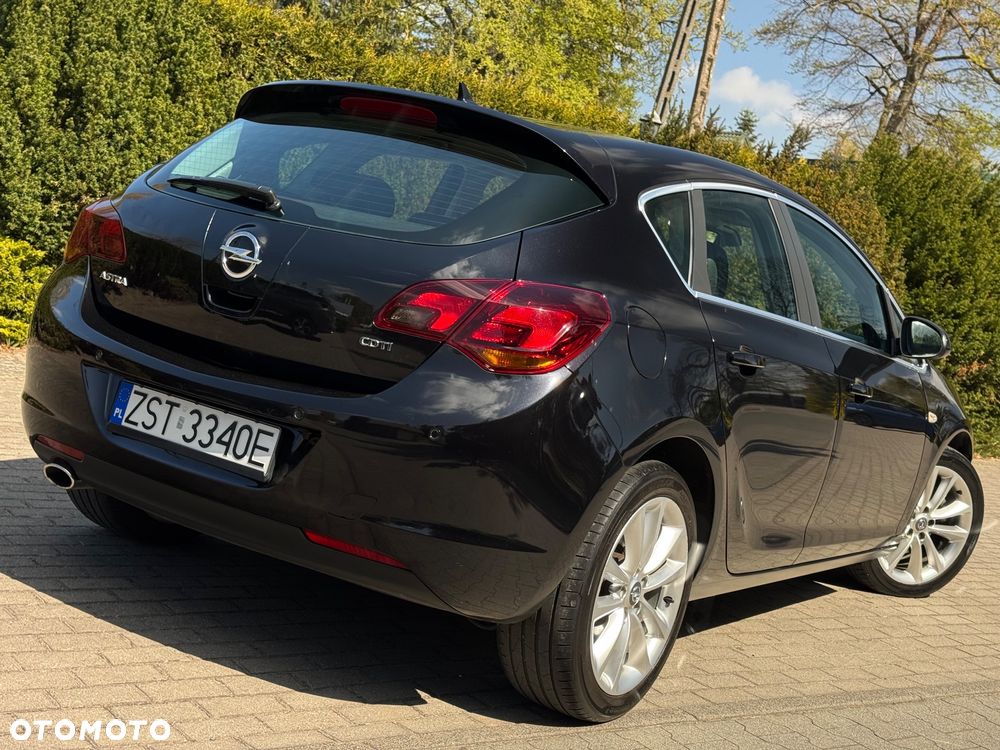 Opel Astra 2.0 CDTI Cosmo - 12