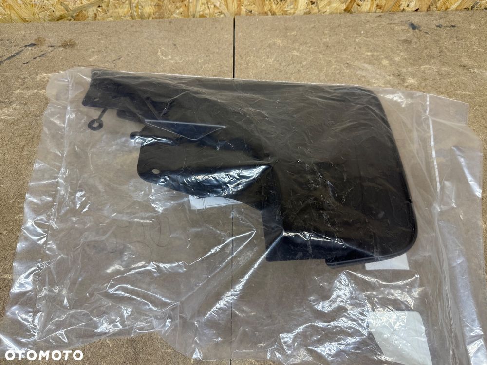 CHLAPACZ OSŁONY PRAWY PRZÓD JEEP GRAND CHEROKEE IV 82212019AE OE - 6