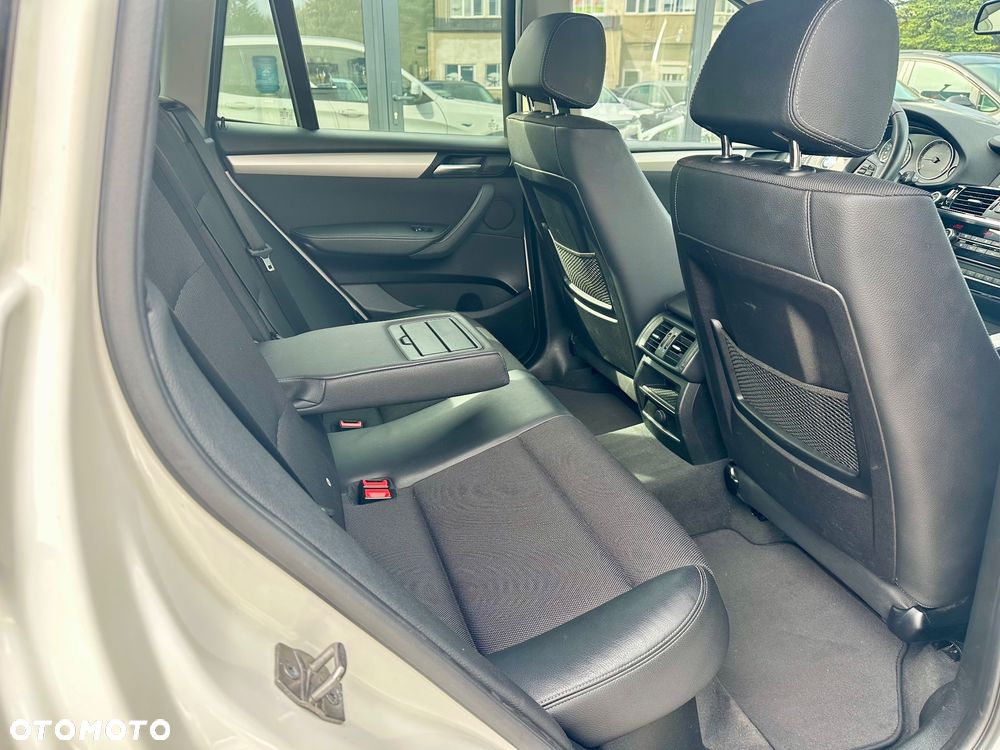 BMW X3 xDrive20d - 24