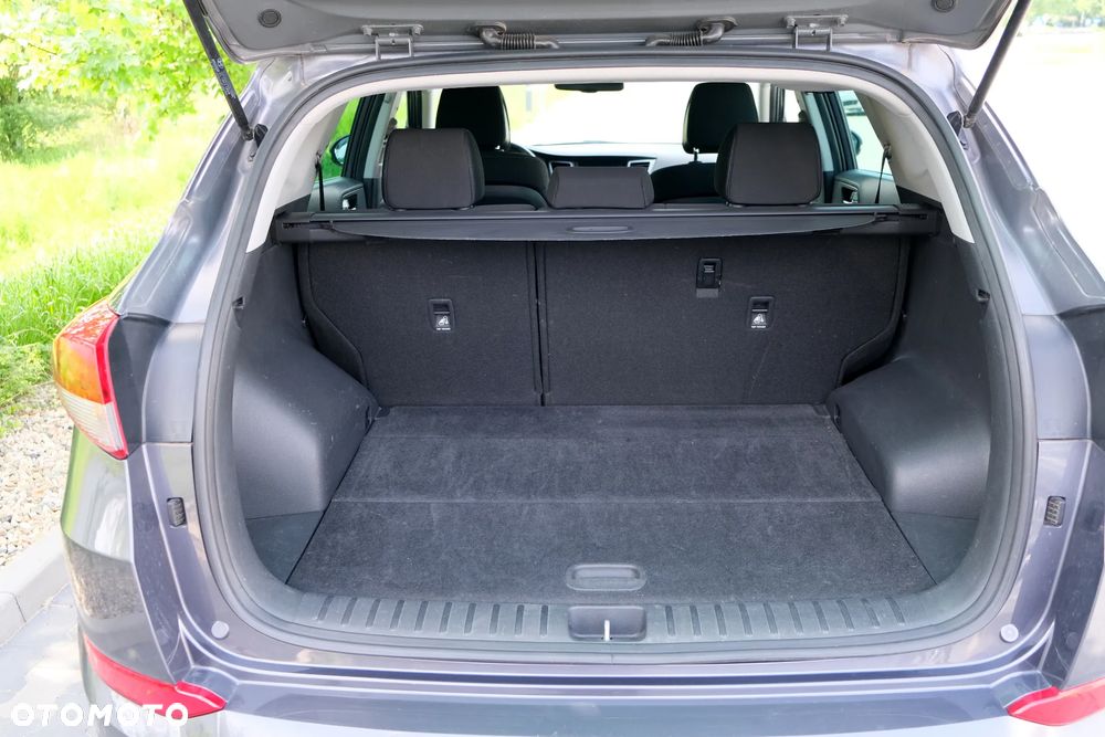 Hyundai Tucson 1.7 CRDI BlueDrive Style 2WD - 10