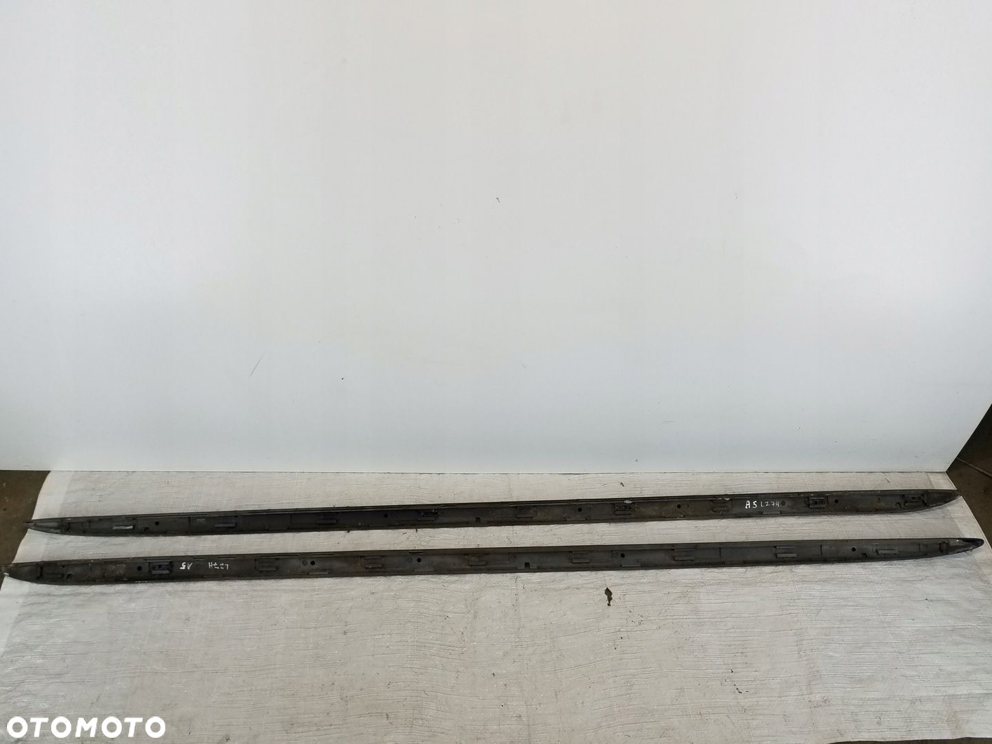 LISTWA PROGOWA AUDI A5 8T 3 DRZWI KOD LZ7H S-LINE SLINE - 2