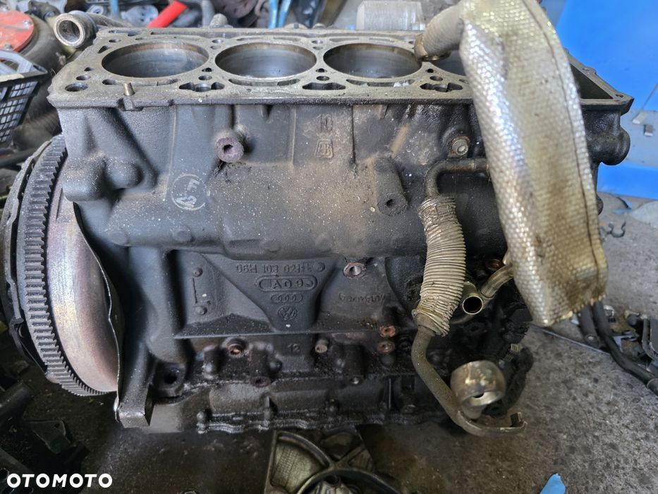 1.8 tfsi 2.0tsi Blok Wał korbowy tłoki - 1