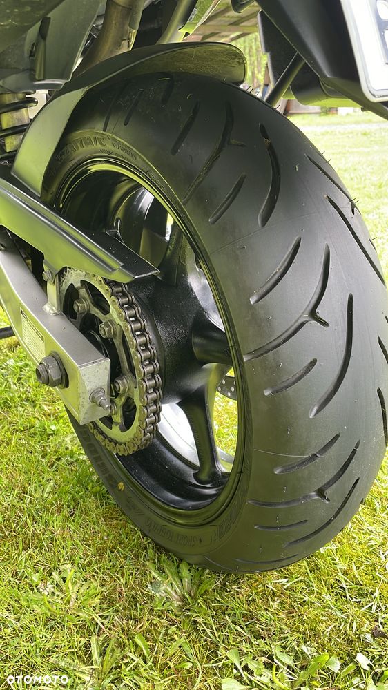 Yamaha FZ6 - 18