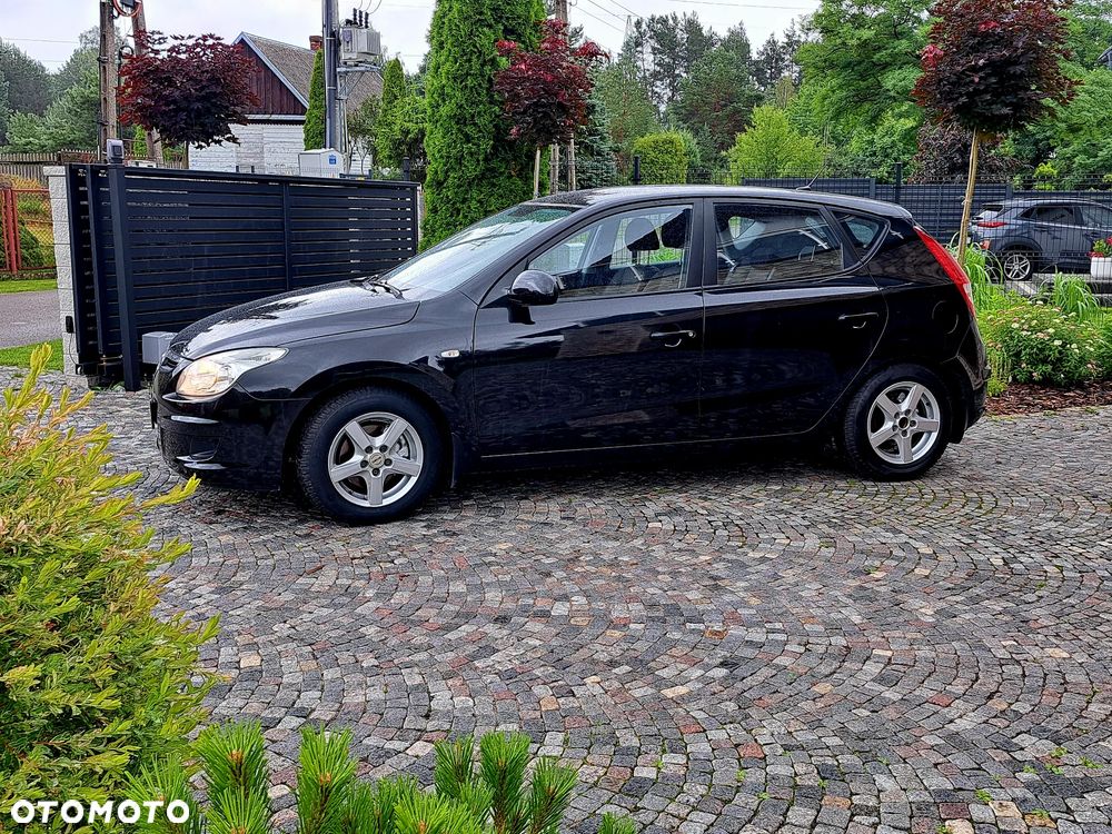 Hyundai i30 1.4 Classic + World Cup - 12