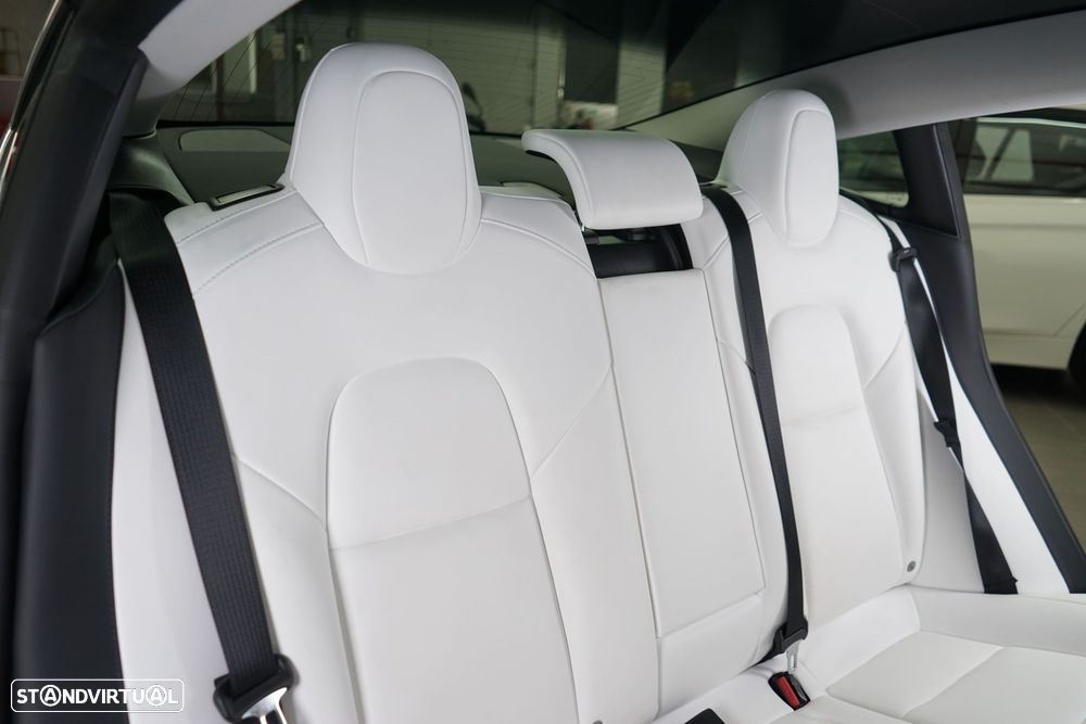 Tesla Model 3 Standard Range Plus RWD - 36